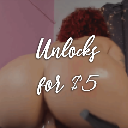 Look my ASS and enjoy the way what comes out and enters me!