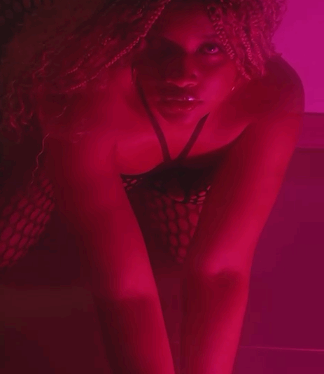 Tempting you to have me